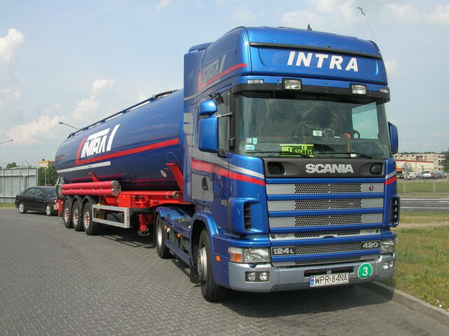 Scania-124-L-420-Intra-Skrzypaczak-291006-03.jpg - K. Skrzypaczak