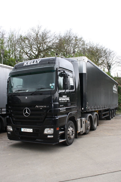 MB-Actros-2546-MP2-Kelly-Fitjer-040509-02.jpg