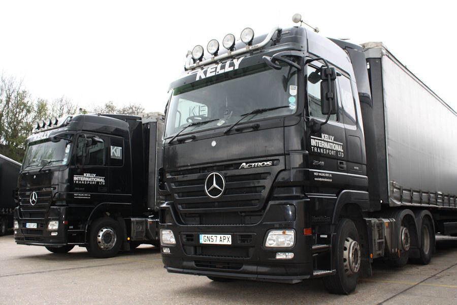 MB-Actros-2548-MP2-Kelly-Fitjer-040509-08.jpg
