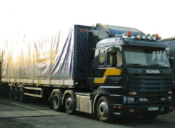 Scania-143-M-420-Maas-AWolters-200405-01
