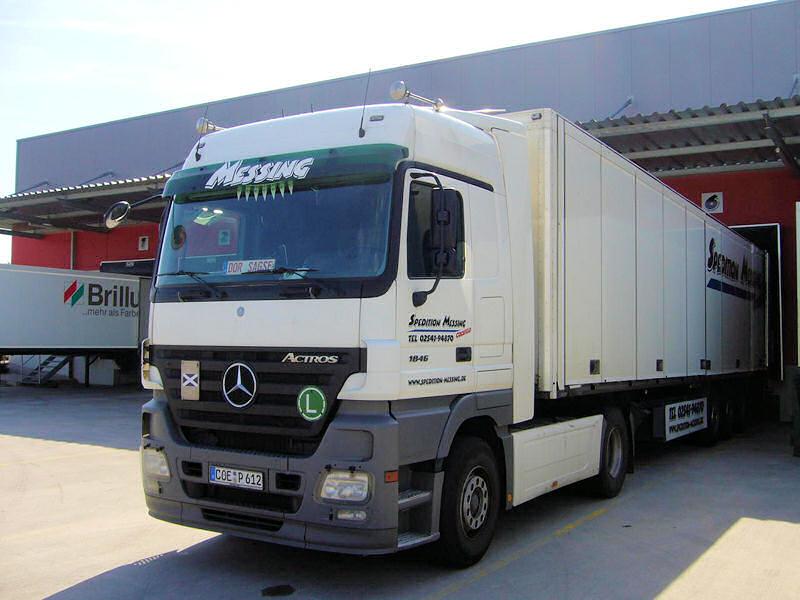 MB-Actros-MP2-1846-Messing-Voss-010706-01.jpg