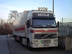 Volvo-FH12-420-Milz-Borlik-110207-01