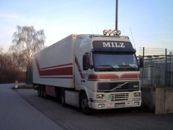Volvo-FH12-420-Milz-Borlik-110207-02