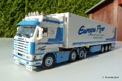 WSI-Scania-143-H-500-Europe-Flyer-261111-025