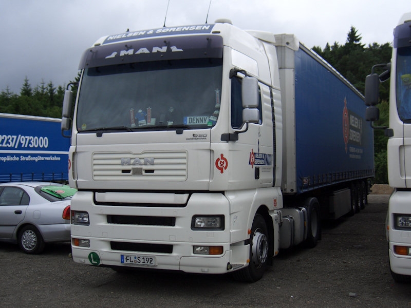 MAN-TGA-18430-XXL-D20-Nielsen+Soerensen-DS-310808-01.jpg - Trucker Jack