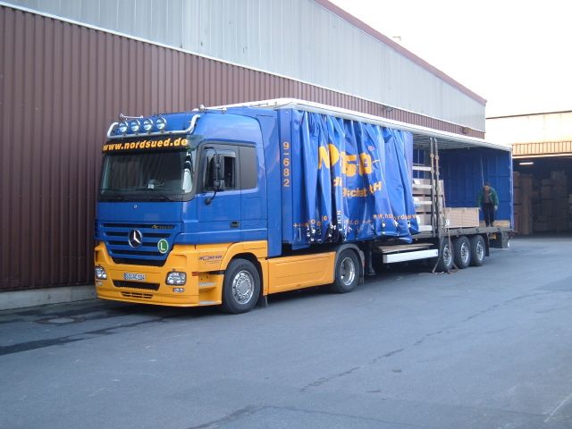 MB-Actros-MP2-Nord-Sued-Rolf-060205-02.jpg - Mario Rolf