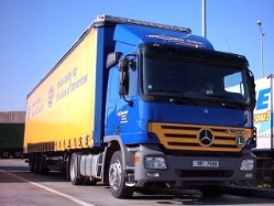 MB-Actros-MP2-Nord-Sued-Linhardt-030205-01