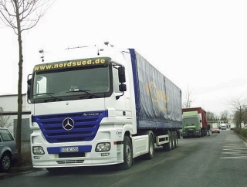 MB-Actros-MP2-Nord-Sued-Rolf-060205-01