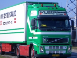 Volvo-FH12-460-Ostergaard-Stober-290404-1