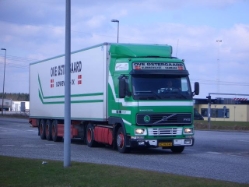 Volvo-FH12-KUEKOSZ-Ostergaard-Stober-310304-4