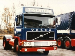 Volvo-F12-Richter-Wiecken-050104-1