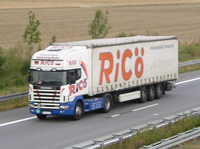 Scania-124-L-420-PLSZ-Ricoe-weiss-(Reck).jpg