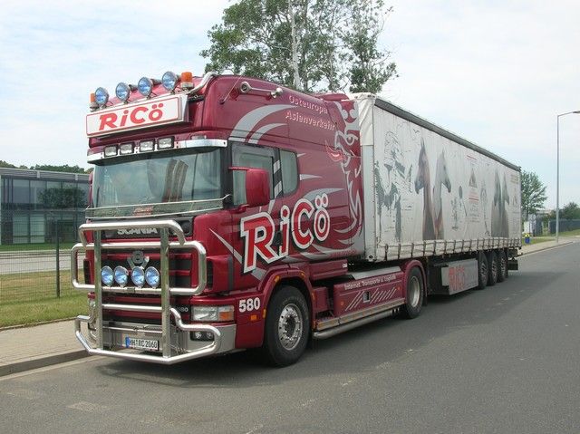 Scania-Longline-Ricoe-Skrzypczak-120705-04.jpg