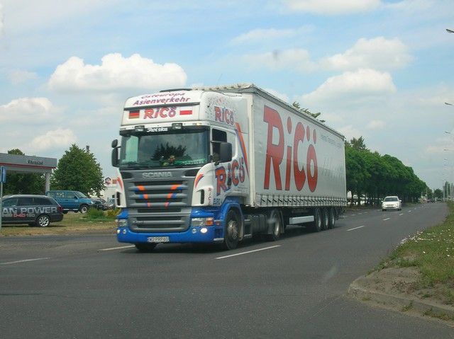 Scania-R-420-Ricoe-Skrzypczak-020805-06.jpg