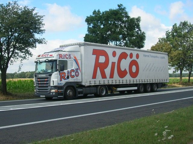 Scania-R-420-Ricoe-Skrzypczak-020805-07.jpg