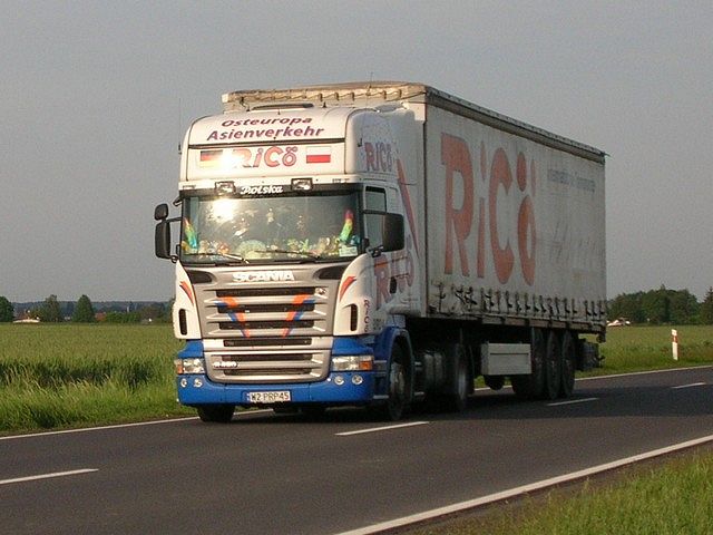 Scania-R-Ricoe-Skrzypczak-140605-01.jpg