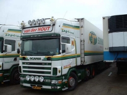Scania-164-L-580-vdHout-Soonius-Scheffers-030805-04