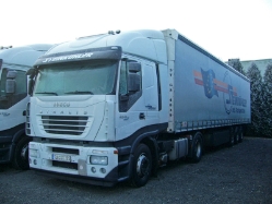 Iveco-Stralis-AS-440-S-45-Steinkuehler-Voss-221207-01