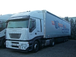 Iveco-Stralis-AS-440-S-45-Steinkuehler-Voss-221207-02