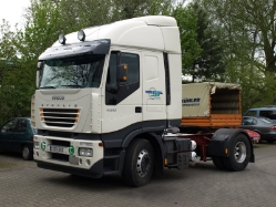 Iveco-Stralis-AS-440-S-43-Steinkuehler-Voss-300408-01