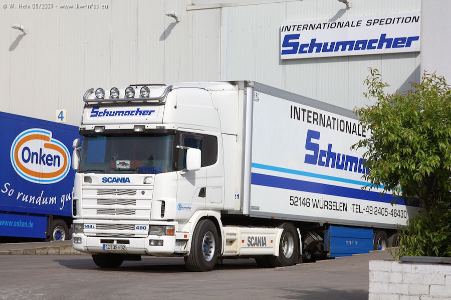 Scania-144-L-460-Schumacher-090509-01.jpg