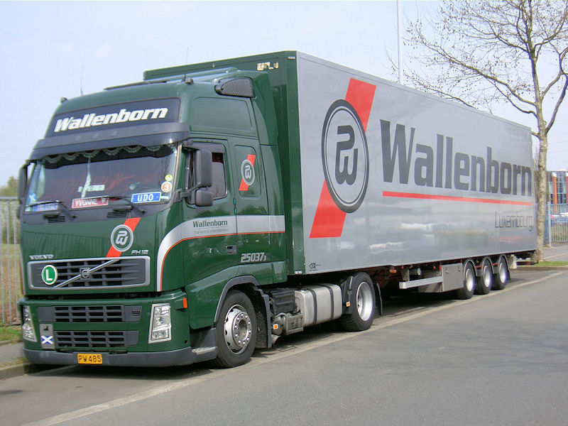 Volvo-FH12-Wallenborn-Szy-150708-01.jpg - Trucker Jack
