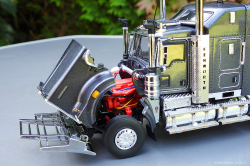 20250810-Kenworth-C-509-grau-00038