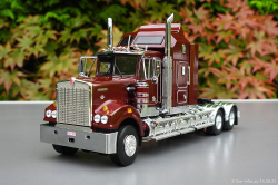 20250814-Kenworth-T900-dunkelrot-00003
