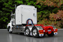 20250814-Mack-Superliner-Late-Edition-weiss-00013
