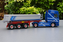 20251207-Augst-00053