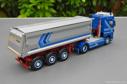 20251207-Augst-00143