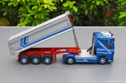 20251207-Augst-00168