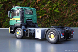 20251230-Eberhard-00088