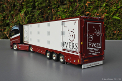 20251221-Evers-00045