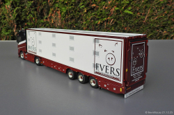 20251221-Evers-00049