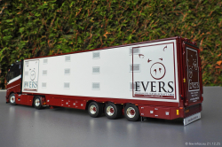 20251221-Evers-00051