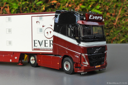20251221-Evers-00073
