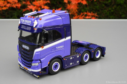 20251029-Neidhoefer-00001