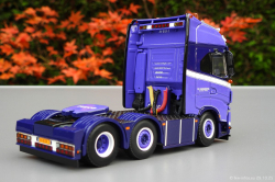 20251029-Neidhoefer-00016