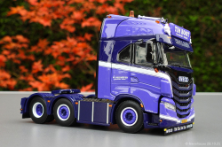 20251029-Neidhoefer-00024