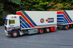 20250803-Stam-J-00041