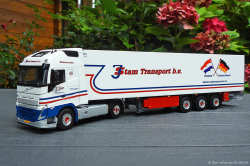 20250807-Stam-J-00028