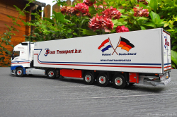 20250807-Stam-J-00042