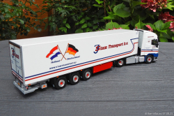 20250807-Stam-J-00051