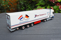 20250807-Stam-J-00057