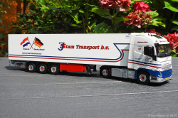 20250807-Stam-J-00070