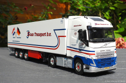 20250807-Stam-J-00072