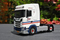 20250807-Stam-J-00078