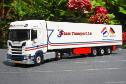 20250807-Stam-J-00103