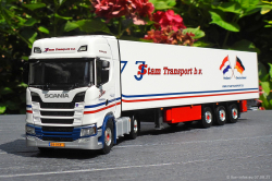 20250807-Stam-J-00104